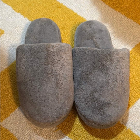 Cozy Gray Plush Slippers - Picture 1 of 5